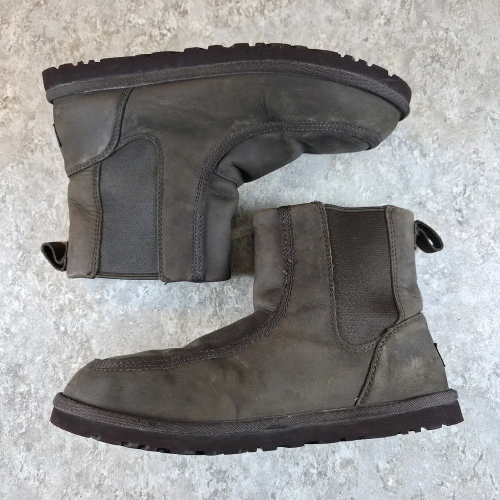 UGG men chelse